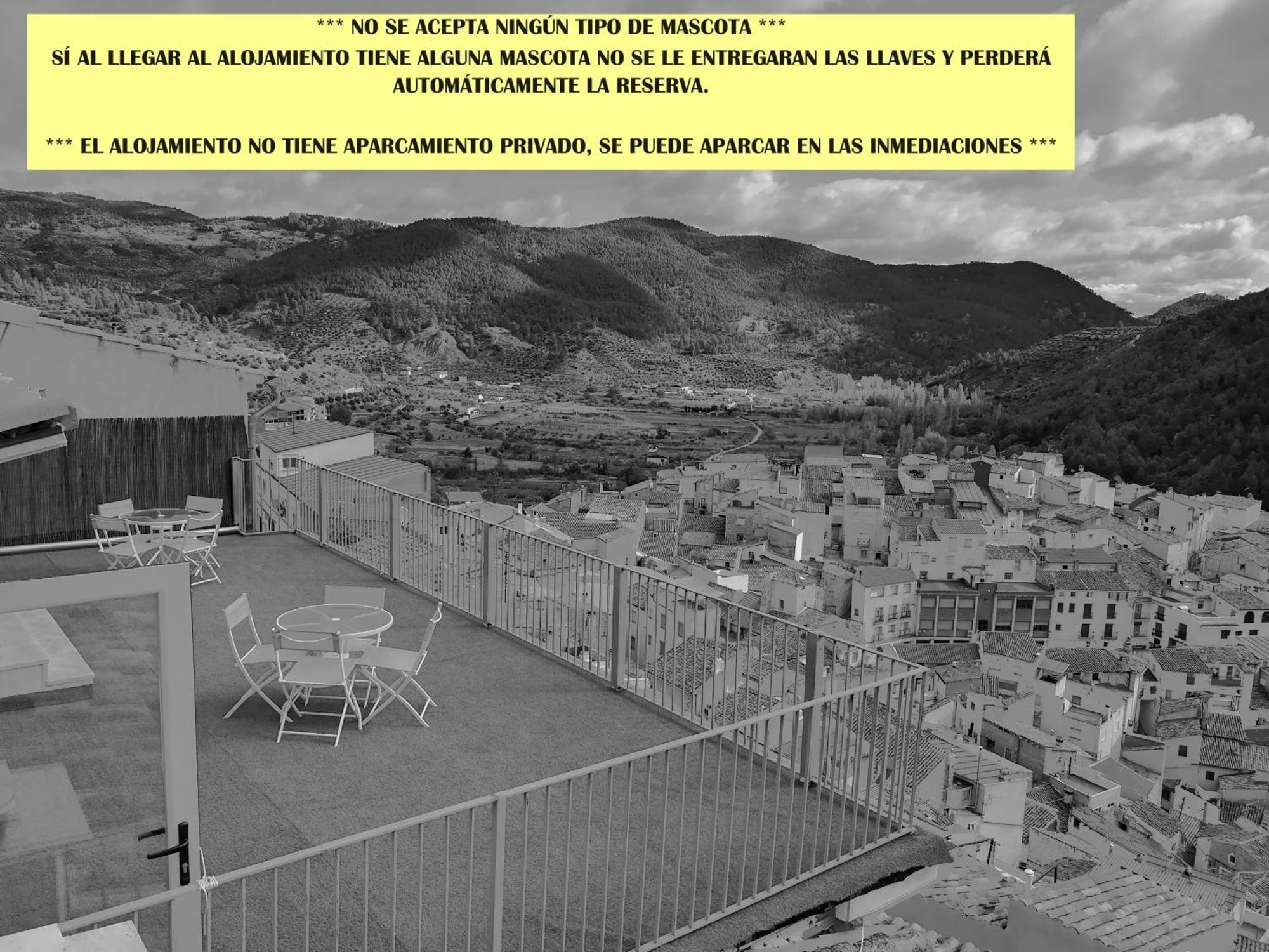 Domus Lapidis - El Estudio Bogarra Buitenkant foto